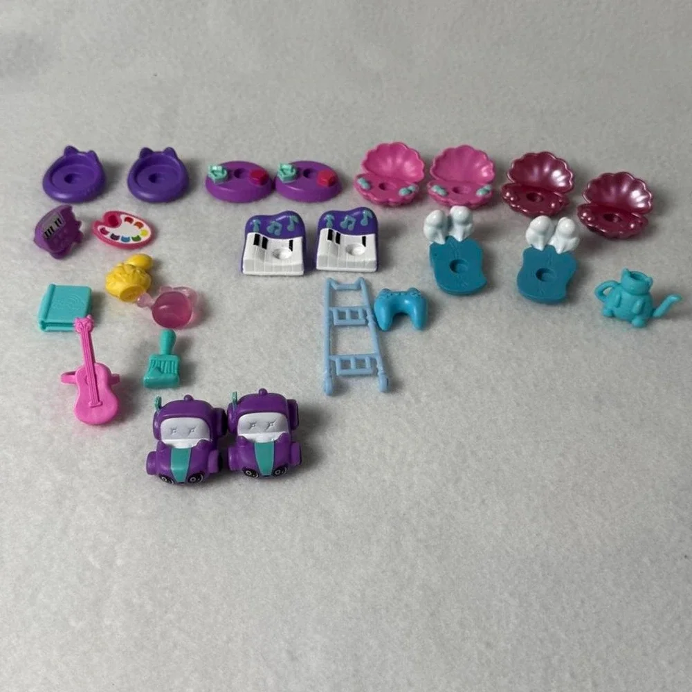 Gabby's Dollhouse Mini Accessories Lot Furniture Toys Cars Music Bathroom